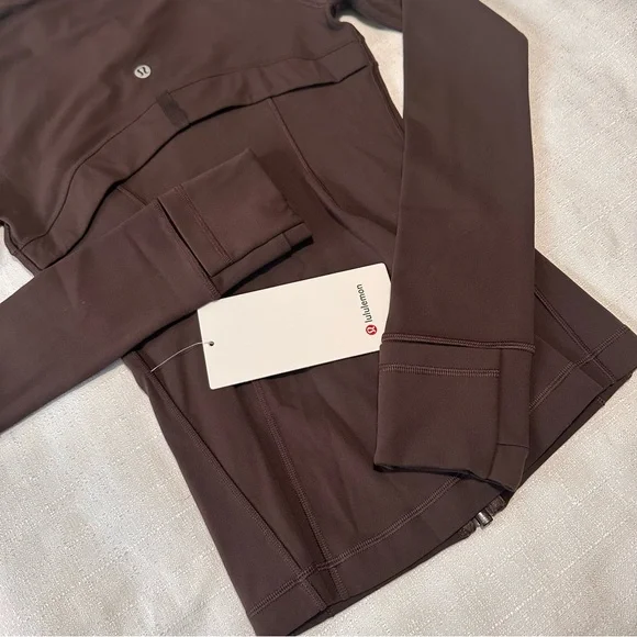 Lululemon π Define Nulu Jacket π€ - Picture 4 of 10